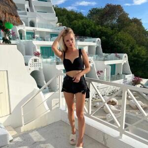Alena (@alena) profile picture