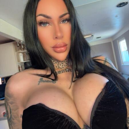 FoxyWhite69 avatar
