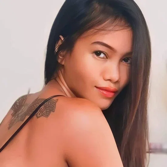 Maya (@mayasolis) profile picture
