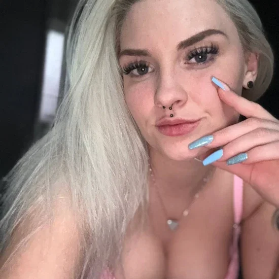 sunshineblondie avatar