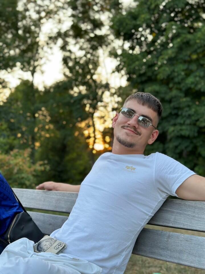 Cover photo of 5fcbac73