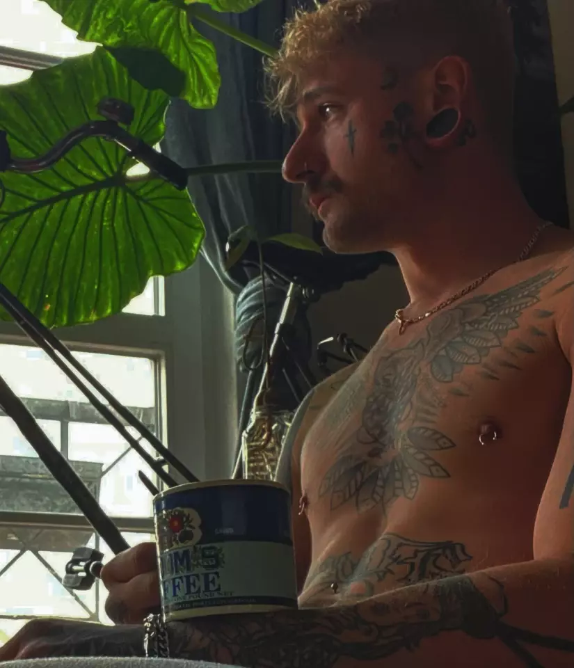 Cover photo of 6d27e760