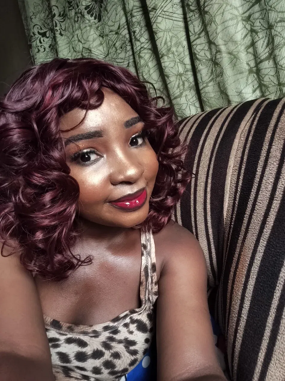 Cover photo of ellasquirty