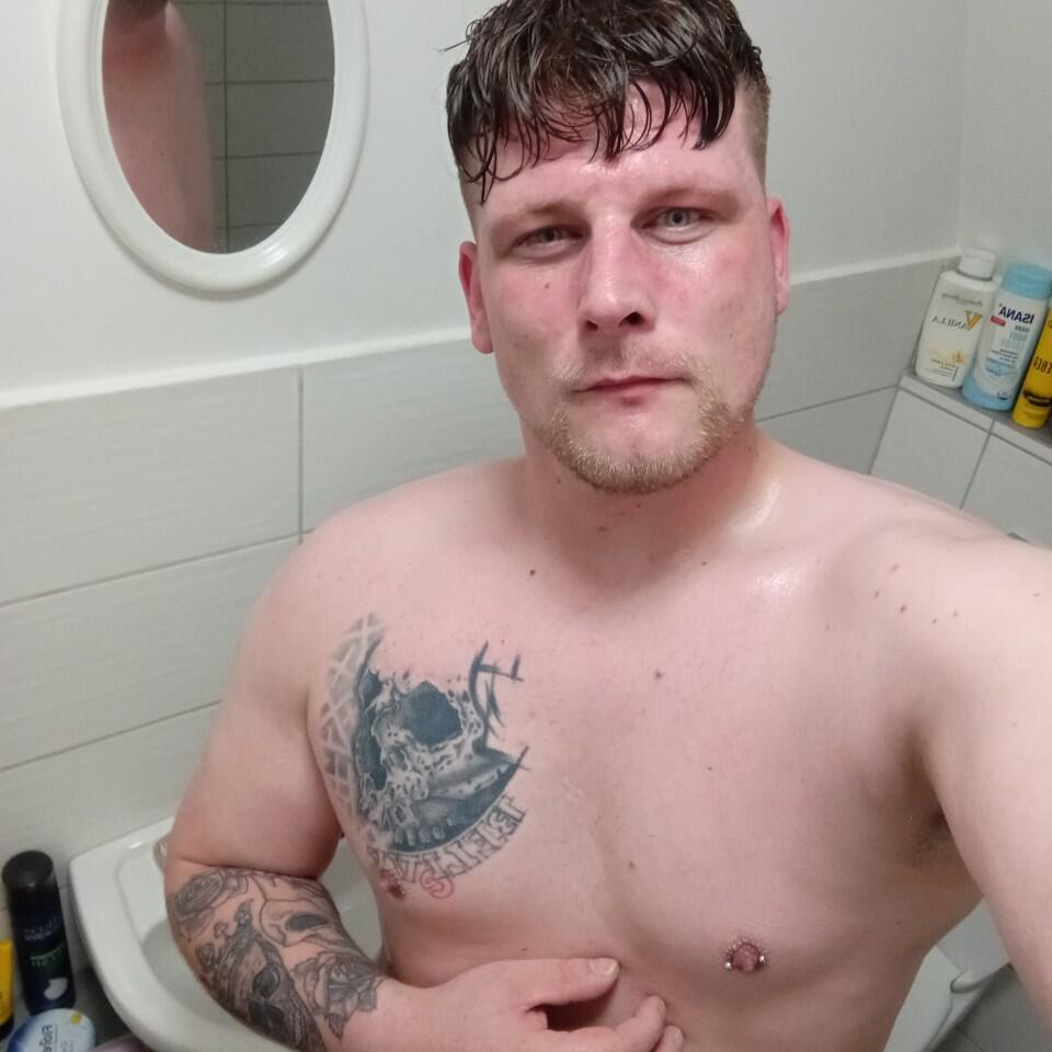 Cover photo of b8c0f9bb