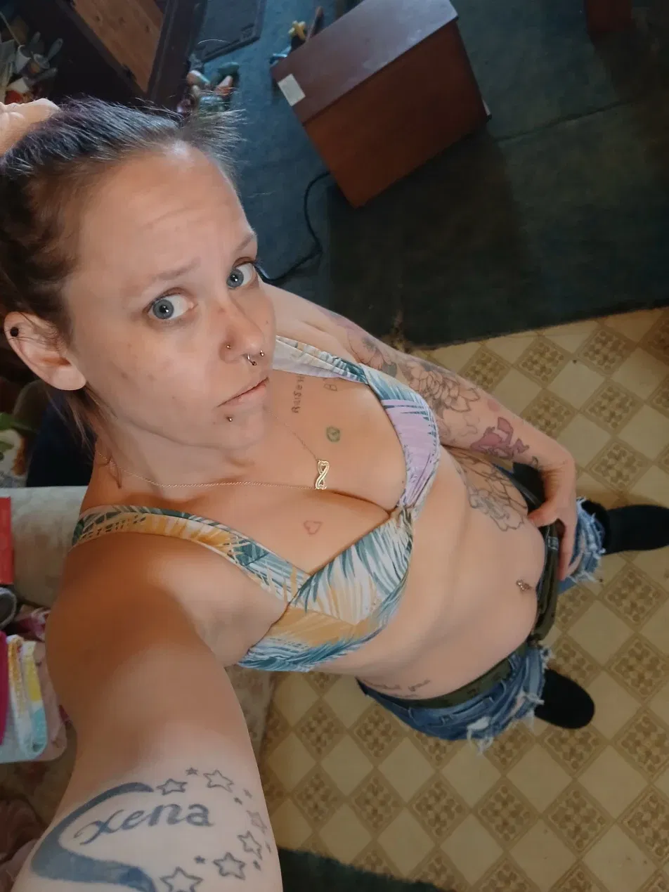 Cover photo of theoneudreamabout37