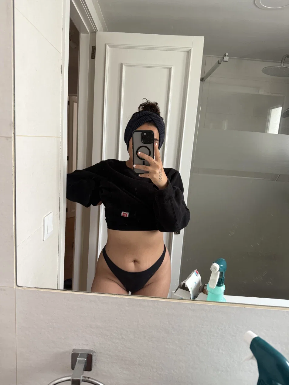 isabella cover