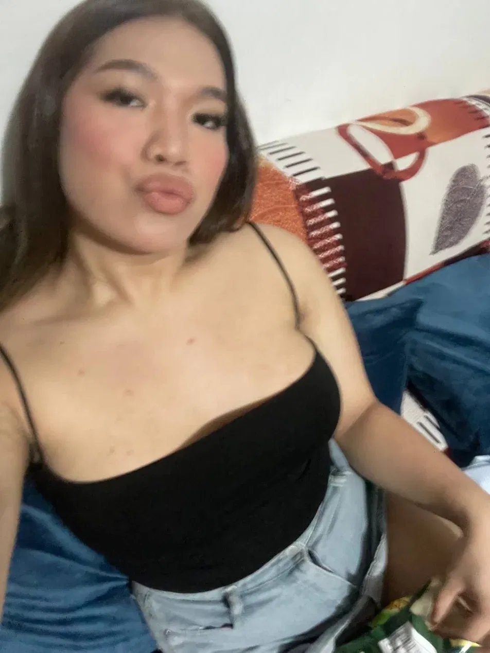 Cover photo of aliahluv