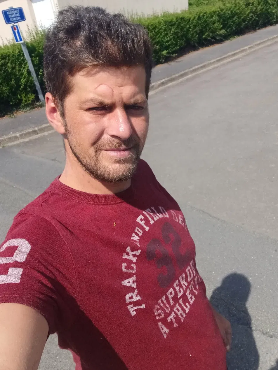 Cover photo of petru08