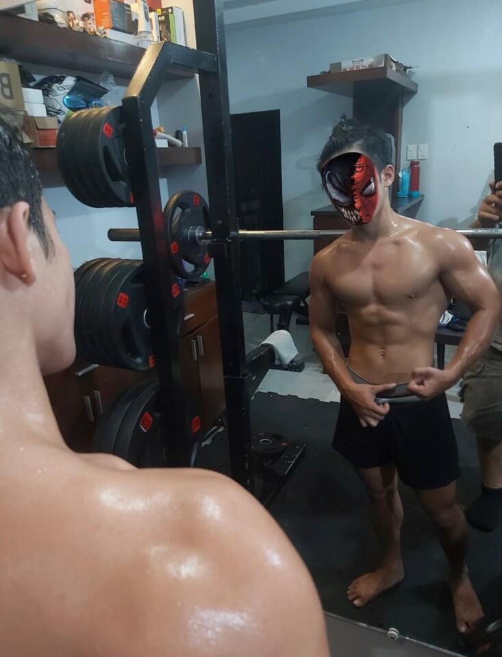 Cover photo of ronzkieanddeozkie