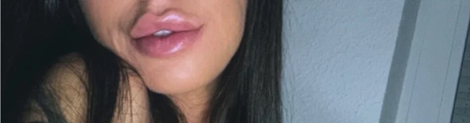 yourfavskinny cover