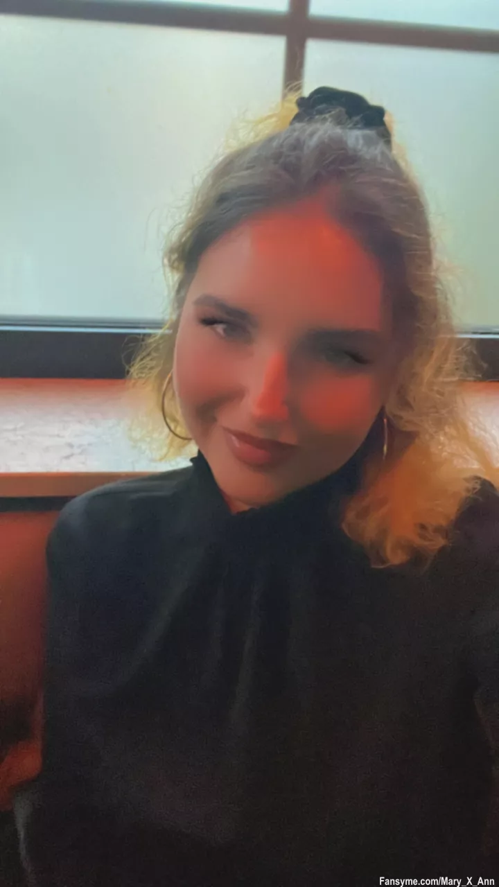 If Germany wins, i colored my hair in the national colors. How do you think about? #em