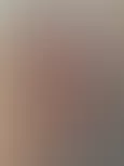 Was würdest du jetzt gerne mit mir machen, wenn ich so vor dir sitze – meine Beine leicht geöffnet, mein Blick nur auf dich gerichtet? 😏🔥