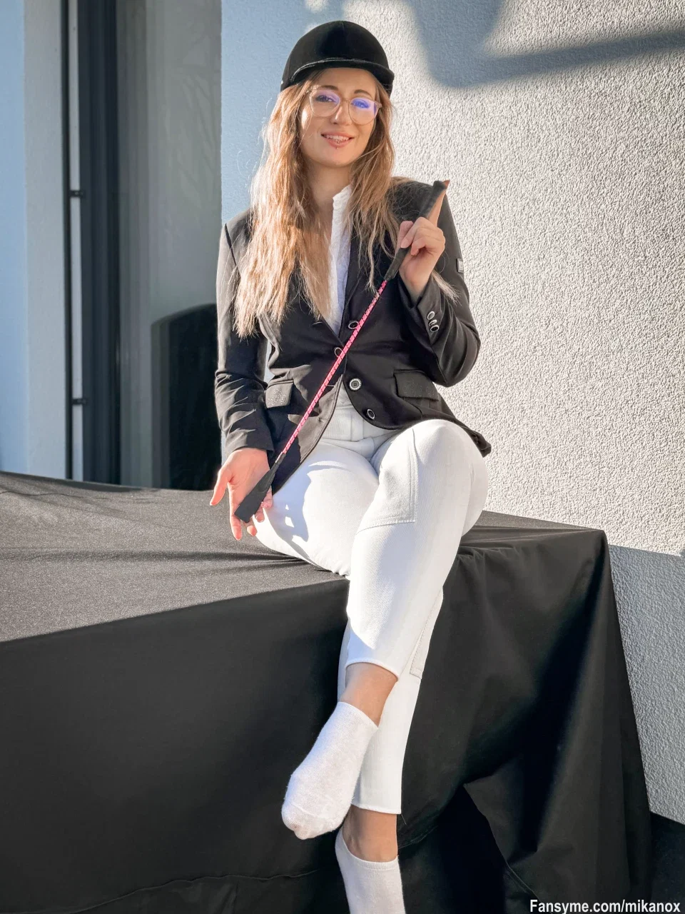 Neues Reitoutfit 🤗
Würdest du mit mir reiten gehen? 😋
Aber pass auf, vielleicht kommt die Gerte zum Einsatz 😈