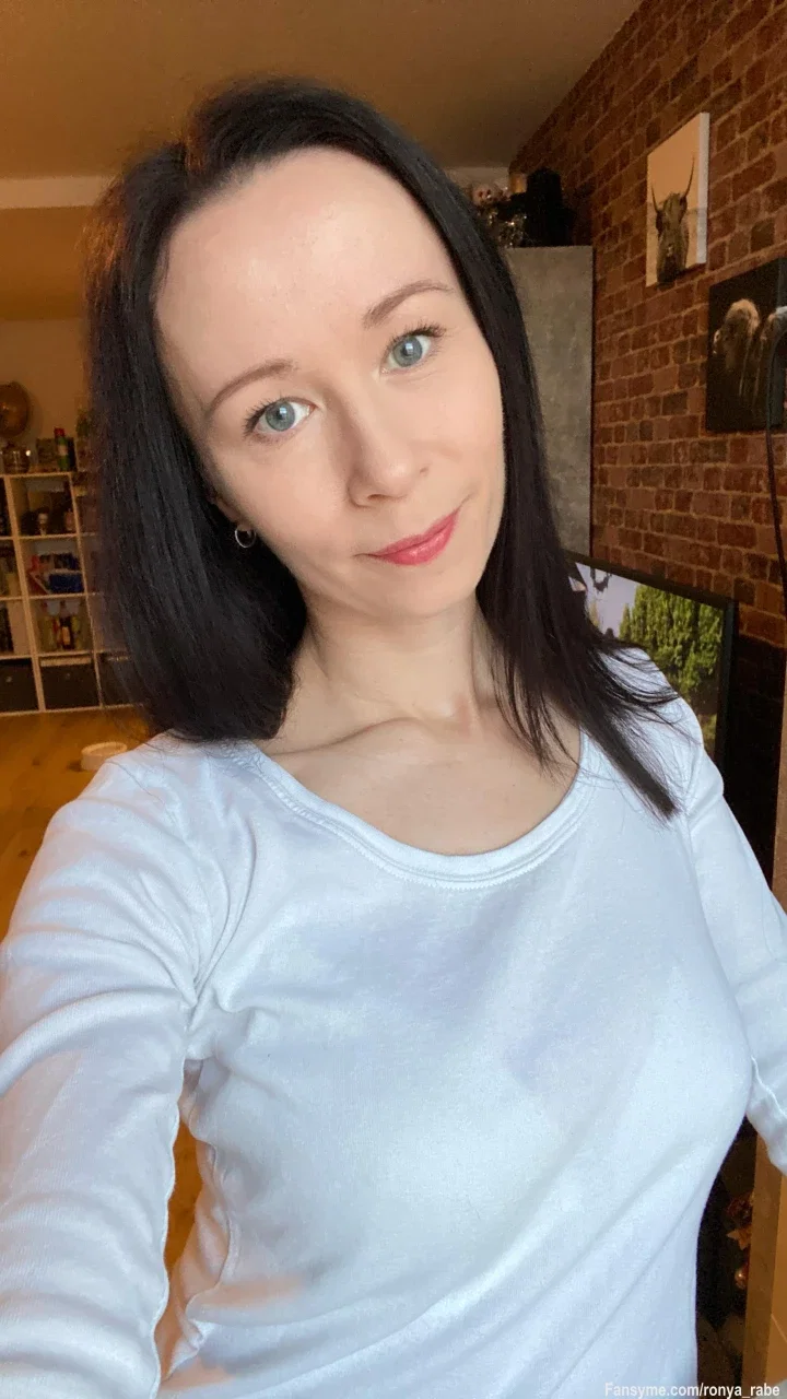 Bin heute spontan unterwegs😊
Schreibt mir ruhig ich antworte euch sobald ich kann 😊