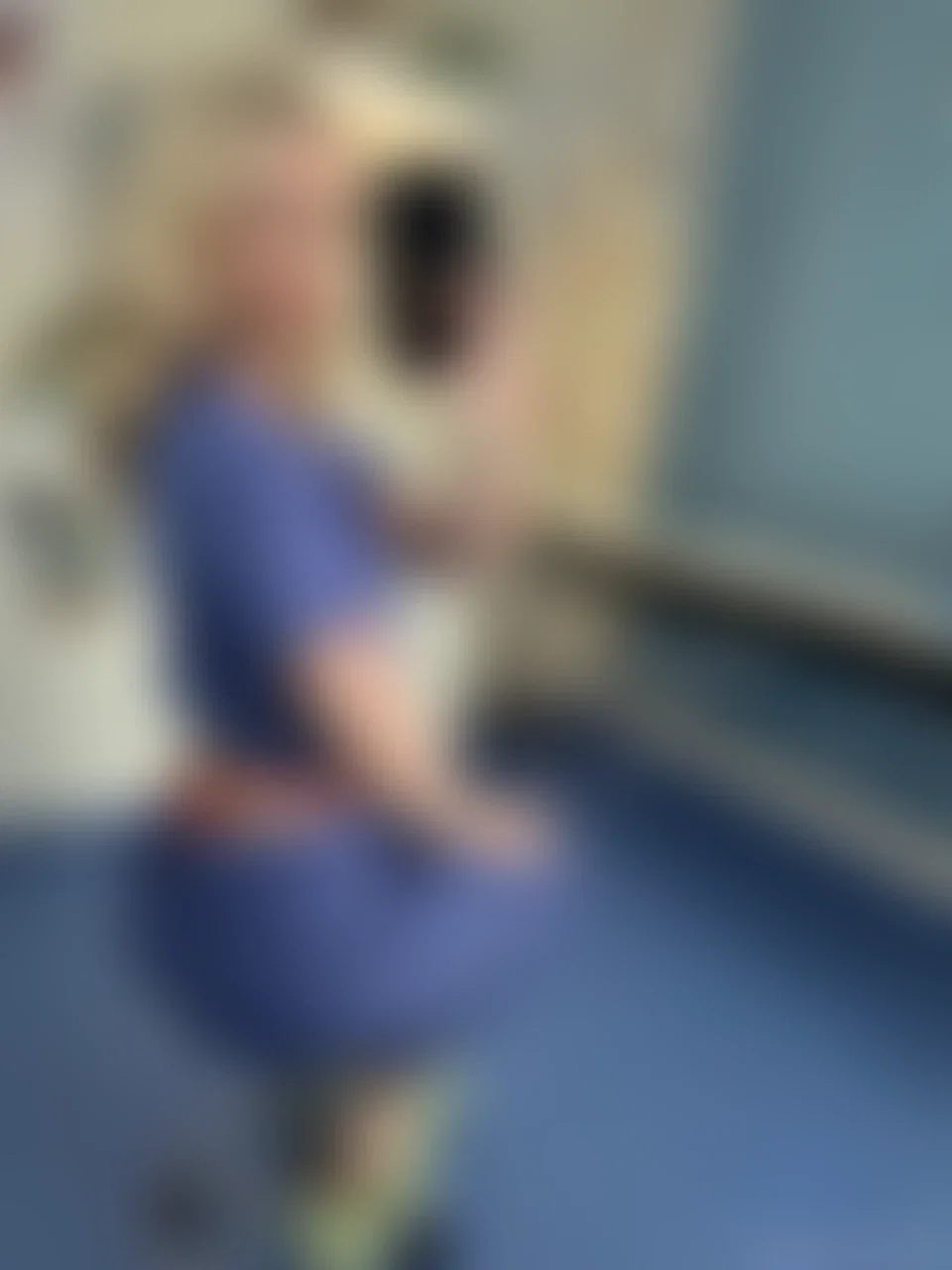 Erster Tag geschafft 💪🥰 Hat echt spaß gemacht...habs echt vermisst muss ich sagen👩‍⚕️

Schnell auch noch paar Bilder gemacht bevor ich direkt wieder gekündigt werde...😂 Ich glaube dieses mal wird es besser laufen ✊🏻