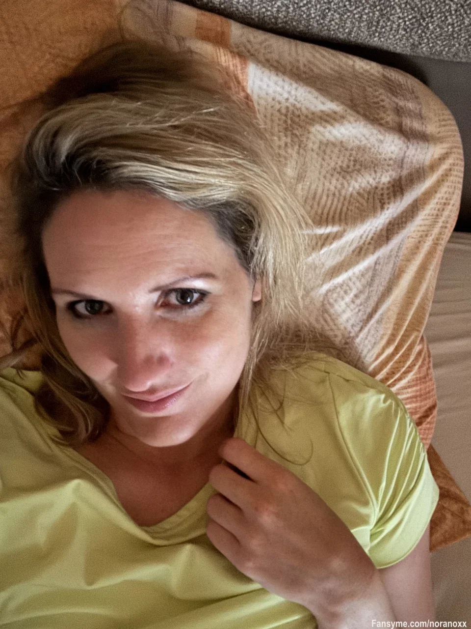 Guten Morgen und einen schönen Samstag euch! Na, was steht an? Spannenderes als einkaufen und aufräumen hoff ich xD