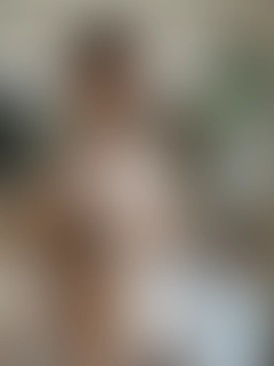Can you see my dick?🙈