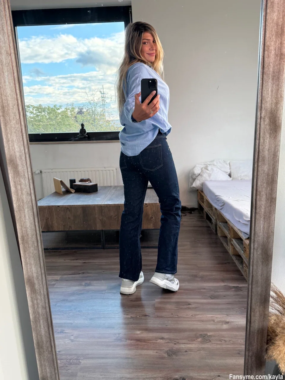 Ja doch, also Outfit war heute schon cute 😇 so brav gefällt mir auch 🥰 Aber darunter hab ich natürlich ein richtig heißes Set getragen😉🔥