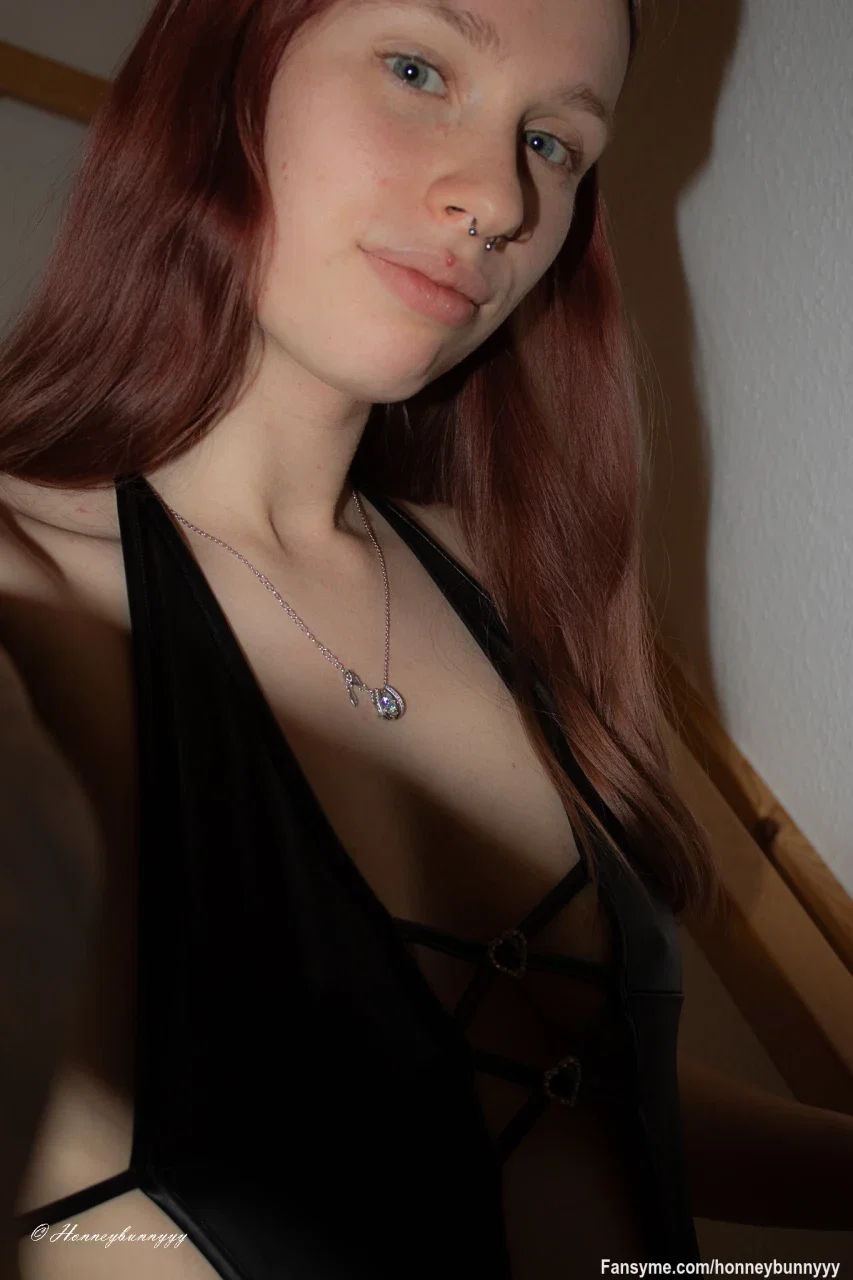 Bald ist Wochenende 🙈🙊
Genieße die Zeit , am Besten mit Mir 💋
The weekend is almost here 🙈🙊
Enjoy your time, preferably with me 💋

Ein Abo erlaub dir alles zu sehen und kostenlos mit mir zu schreiben.
Wer mehr will muss mehr..😌Hart aber fair🔥
Einmal im Monat ein Besonderes Spezial und auf Meine Videos immer Fette Rabatte😌😉
A subscription allows you to see everything and write with me for free.
Those who want more must have more.. 😌Hard but fair🔥
Once a month a special special and on my videos always fat discounts😌😉

#sexy #ass #cutegirl #hot #horny #fansfollowme #german #sweet #spicyvibes #teen #teengirl