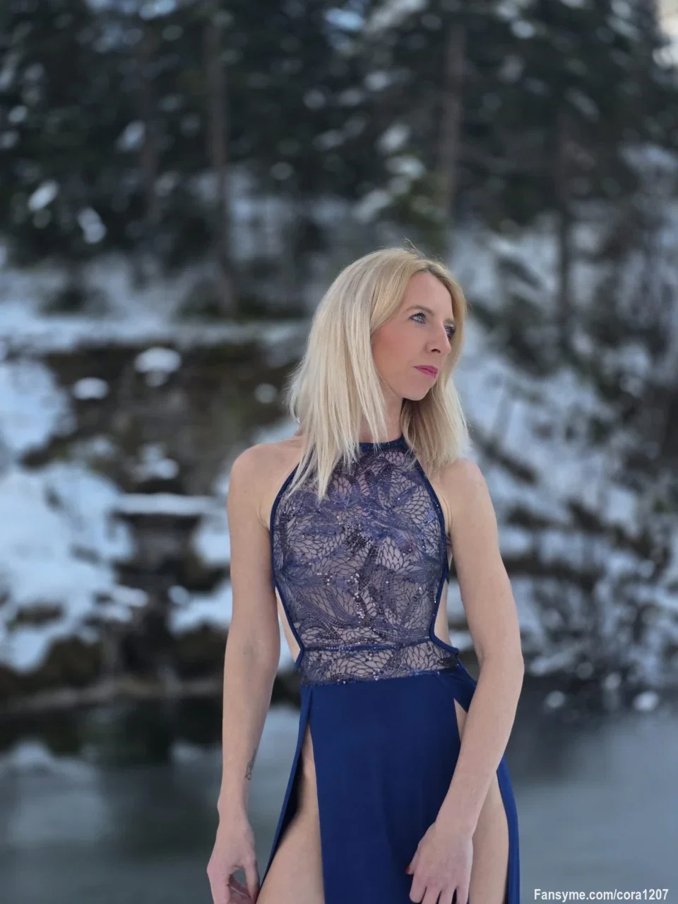 Winterwonderland Shooting. 
Ich hatte viel spass im schnee zu shooten.
Hier seht ihr ein paar Bilder davon .