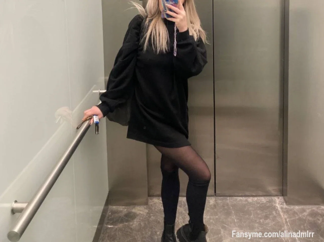 Endlich können wir wieder Shoppen gehen, ohne wie eine Litfaßsäule auszusehen🎉Fühle ich mich gleich viel sexier, ihr auch????😍🤗😍