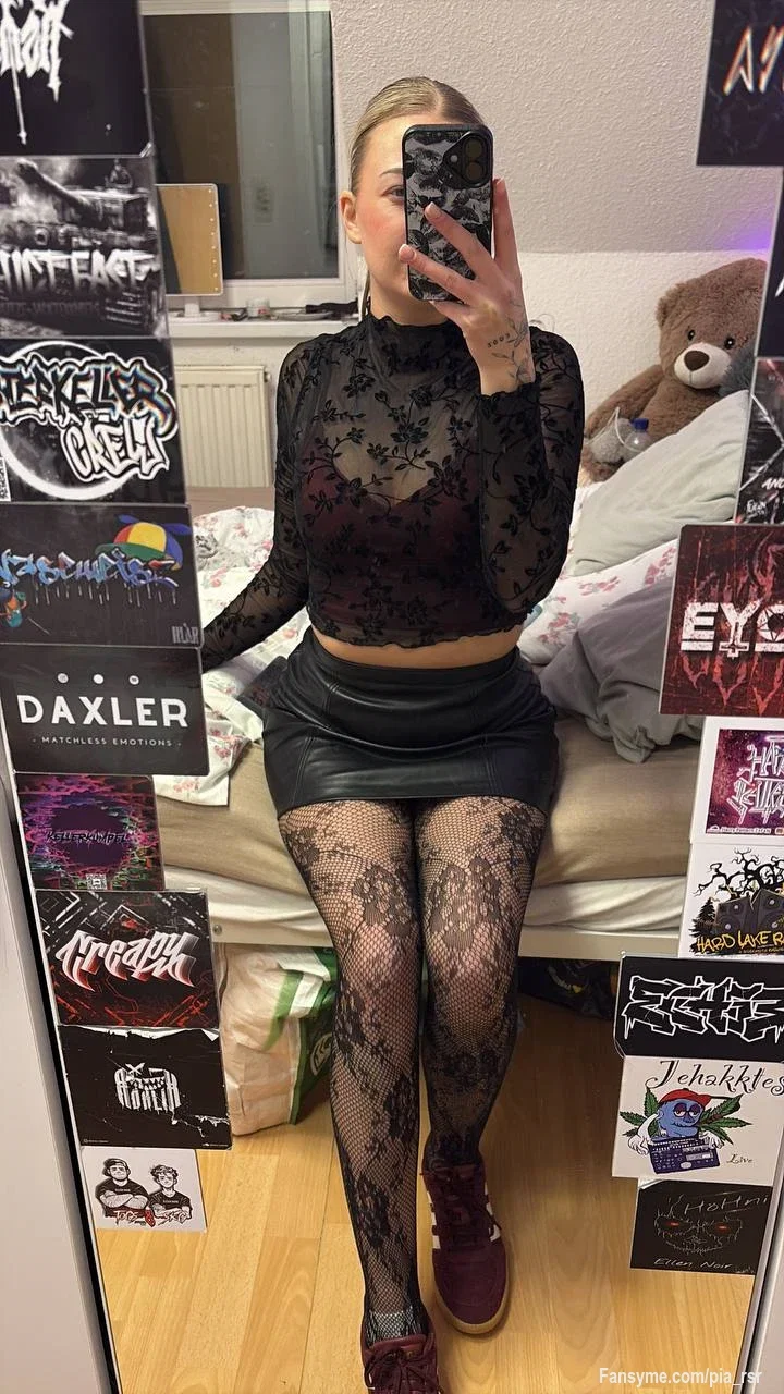 Wie gefällt dir mein Outfit? 😏
Sexy oder ? 💦

Wenn du mehr von mir sehen willst dann schreib mir und ich zeigs dir 😈🔥🥵