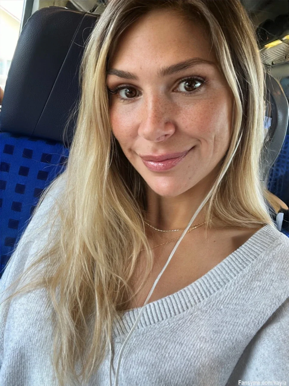 Hoch die Hände Wochenende! 🙌🏼🎉 Ich nutze die Zeit direkt mal um etwas shoppen zu gehen in der Stadt 😋🛍️ Was hast du schönes vor am Wochenende?