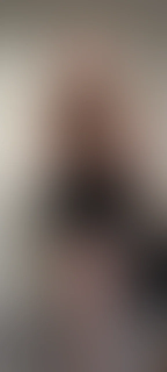 Ich bekomme immer mehr Anfragen von Sklaven, die nach einer deutschen Herrin suchen. Ich stelle mich kurz vor.. 💋

Ich bin eine deutsche Lady / Herrin, 34 Jahre und habe mittlerweile über 2,5 Jahre Erfahrungen im Bereich BDSM. 😏

Ich bin 1.77 m groß und trage Schuhgröße 41. Die Dominanz lebe ich in unterschiedlichen Bereichen aus. 
Mein Ziel ist es, mein Gegenüber in seine wahre Größe zu bringen, so dass er sich vollkommen ausleben kann und sich nicht mehr verstecken muss. (Und wenn er noch so klein gehalten wird) 😊

Mein größtes Ziel für mich persönlich ist es, eine gute Lady zu sein, mit einer gewissen Strenge und Kontrolle. Dazu gehören noch einige Eigenschaften wie Erziehung, Führung, innere Klarheit und gleichzeitig auch Grenzverschiebungen.  Ich liebe es. 💯

All das wirst du natürlich spüren. 

Ich arbeite am liebsten mit Menschen zusammen, weil sie psychisch und emotional sehr individuell sind und genau das und mich sehr fasziniert und ausmacht.

Ich unterstütze nicht alles, daher hier eine Liste, was ich alles gerne mache 😍

Verhör, Musterung, Fesseln, Psychospiele, Stress- Tests, Objektifizierungen, Spanking, Kitzelfolter, Wixxanleitungen, Orgasmuskontrolle, ruinierte Orgasmen, Tease and Denial, Kopfkino, Fußverehrung, Arschanbetung, Spuren auf dem Körper hinterlassen (sadistische Züge mit Schadenfreude), Erziehung, Sissy-Erziehung, Sinnesentzug, Demütigung, Erniedrigung, CBT, BB, Keuschhaltung, ...

#fetisch #femdom #domina #sklave #kinky #kink #bdsm #sado #maso #cbt #keuschhaltung #spanking #verhör #musterung #kontrolle #führung #ladyjennifer #bb #füße