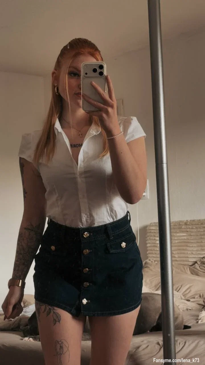 Heute mal ganz lieb angezogen… 😇
aber du weißt ja – das hält nie lange 😏🔥

Überzeug dich selbst - klick rein und ich zeig dir mehr 🤫😈