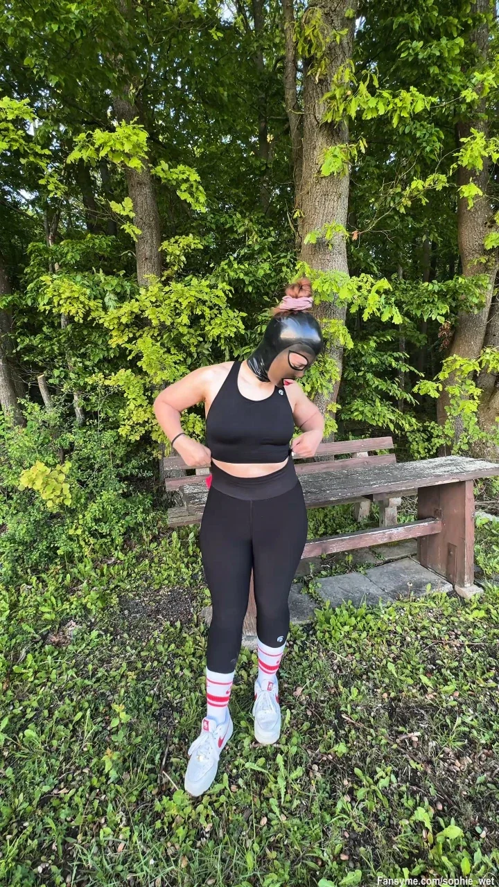🌲🔥 Neues Outdoor-Video jetzt online 🔥🌲

Die Stimmung draußen war einfach zu gut… 😈💦 Das komplette Video wartet jetzt auf euch ❤️

PS: Für meine Abos komplett kostenlos ❤️😏

#squirt #outdoor #camdiamonds #h2gcd