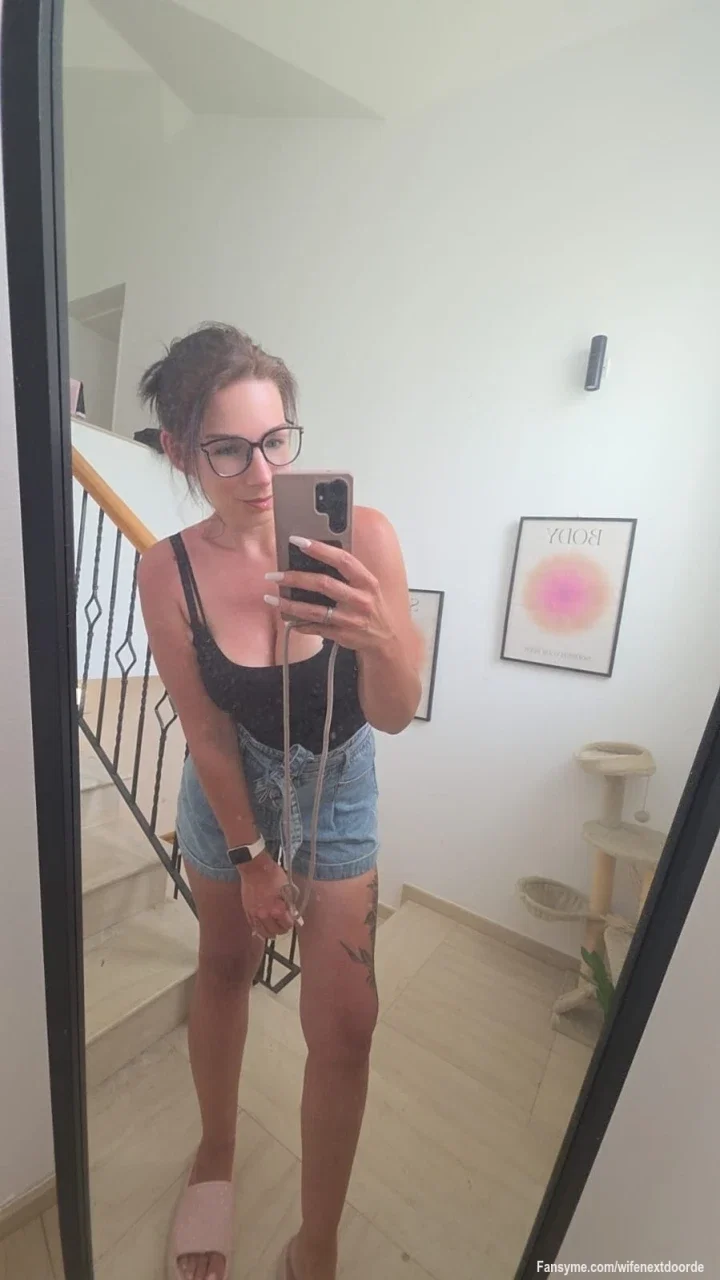 Was ein Tag mein Süßer, musste heute zum Orthopäden. 

Ich hoffe du hattest einen schöne Tag? Lenkst du mich ein bisschen ab??

#milf
#bigboobs
#hotwife
#girlfriendexperience