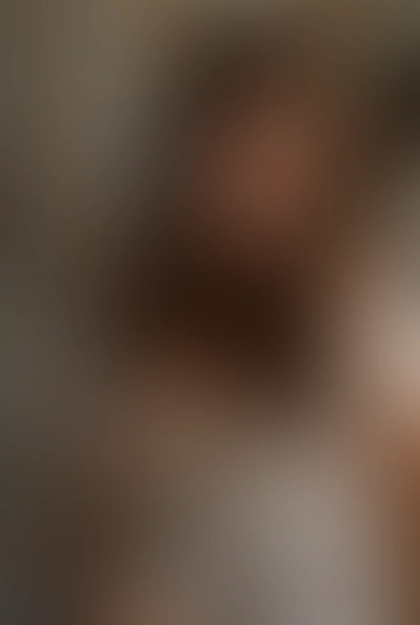 Bereit fürs verlängerte Wochenende meine Geilen? 🥰😍 

Schon gewusst? -> Mein Abo enthält neben freiem Chat auch noch richtig geile Anblicke von mir 🥰 

#sexy #curvy #summervibes #leisuretime #brownhair #blueeyes #naturalboobs #nude66 #lohamo #h2gcd #camdiamonds