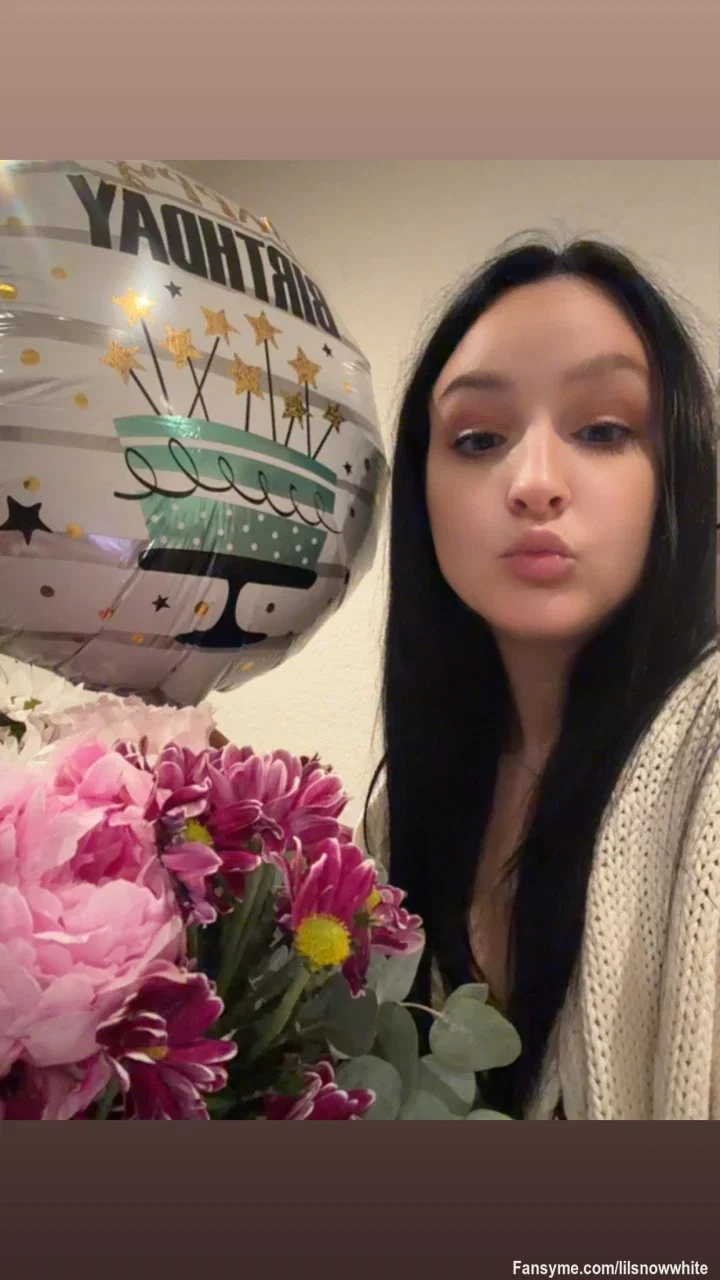 🤩Ich habe die besten Fans, Follower und Abonenten! Danke meine Jäger für all die tollen und wunderschönen Wünsche, Geschenke und Tip‘s 💕🍾🥂

#birthdaygirl #me #tip #birthday #h2gcd #happy #loved #milf #sexy # hot #latina #model #camdiamonds