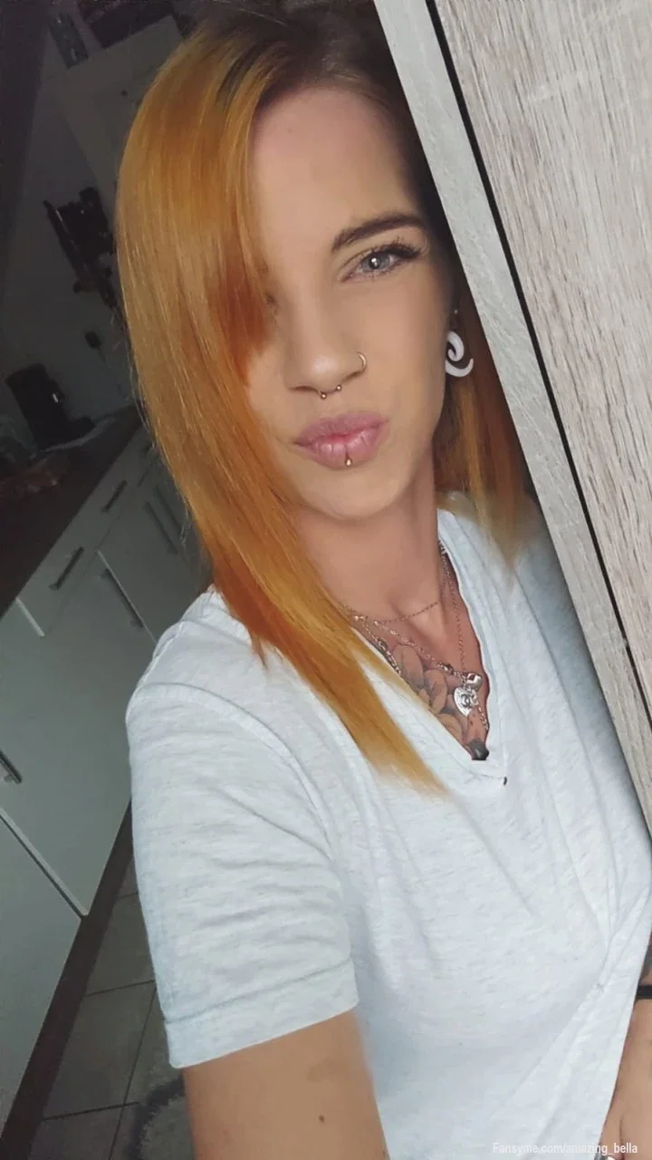 Hey ich bin Bella und ganz neu hier ❤️. Ich freu mich auf dich! Erzähl mir doch gleich deine Fantasien in einem 🔥 Chat.

#milf #arsch #tattoo #tattooed #german #geil #boobs #sexy #natural #fansfollowme