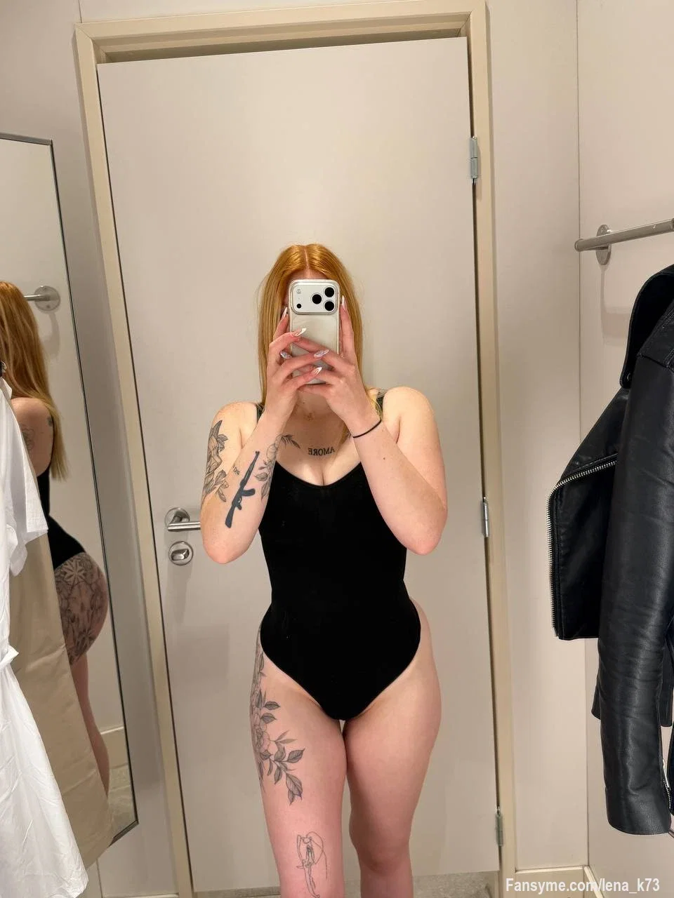 Spieglein, Spieglein an der Wand... wer hat heute die frechsten Gedanken im ganzen Land? 💋🔥

Ich dachte das könnte dir gefallen - mehr Haut bekommst du auf meinen seiten 😈