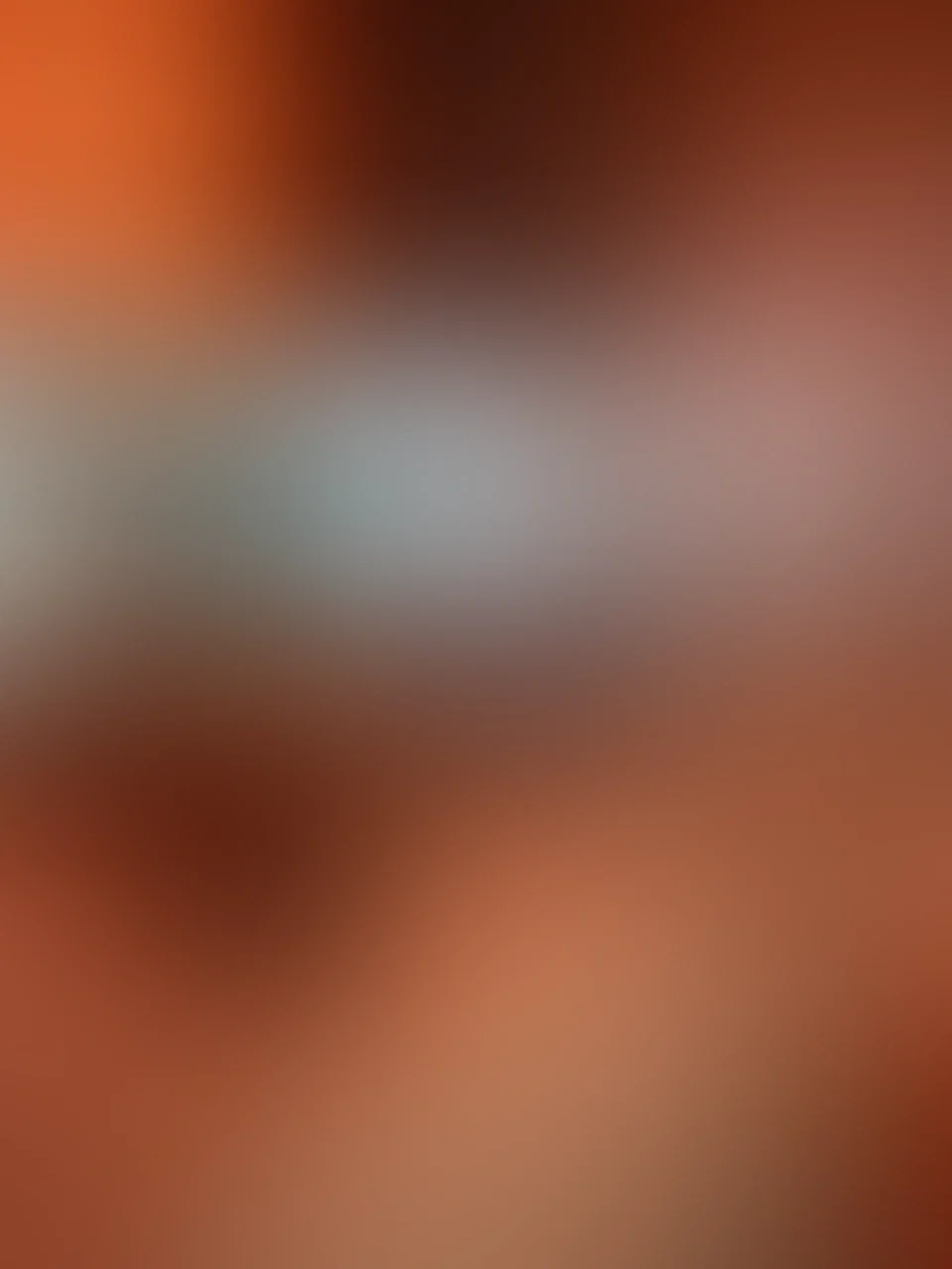 Hinterlass einen Kommentar, wenn dir der Fernseher zuerst aufgefallen ist. 😉
