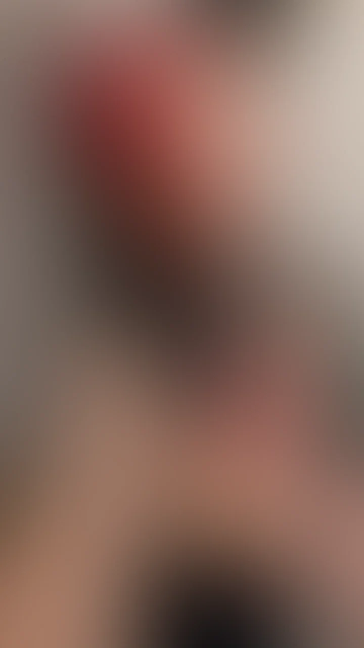 Die unzensierten Bilder gibt's kostenfrei für meine Abonnenten 🍓😋😘

My subscribers get the uncensored photos for free 🍓😋😘