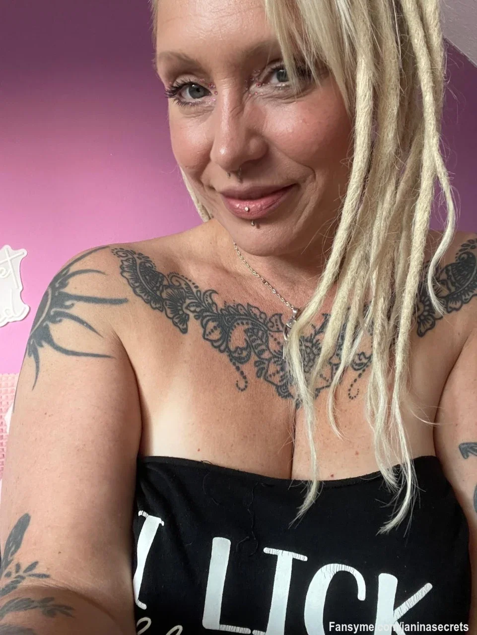 Jungs....ich bin wieder aktiv auf fansyme 😍 ich will doch hoffen ihr freut euch genauso wie ich 🥵