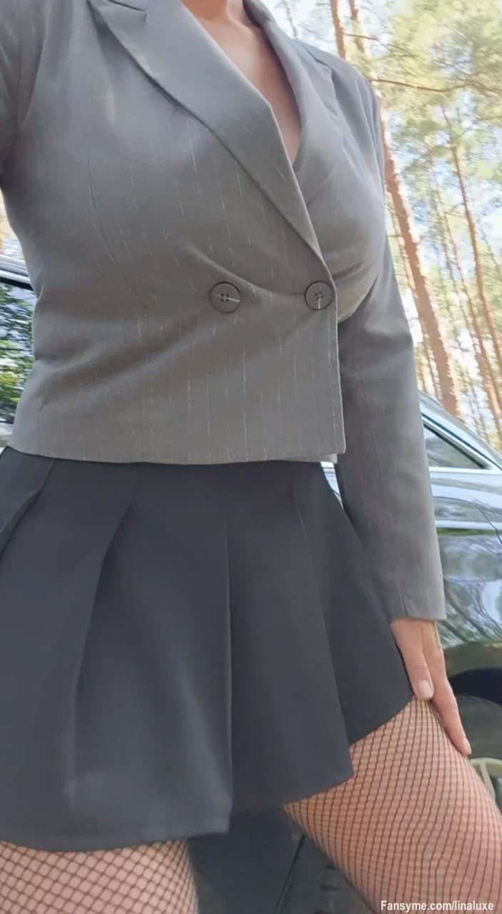 Outdoor am Video drehen....Wer auch mal dabei sein möchte....sollte abonnieren....das zeigt mir ihr seit nicht nur am schreiben interessiert...Ist ja leider sehr oft so.... #REALMILF