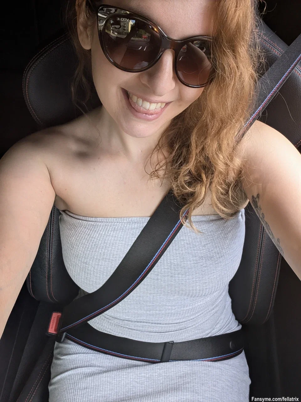 Guten Morgen aus dem Auto 🤗 Auf dem Weg zum Dreh 😌

Good morning from the car 🤗 On the way to the shoot 😌