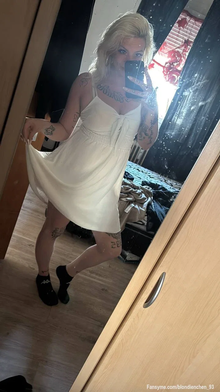 Mein Outfit des Tages - Wenn du wissen willst was ich drunter trage dann schreib mir 😏💦😈