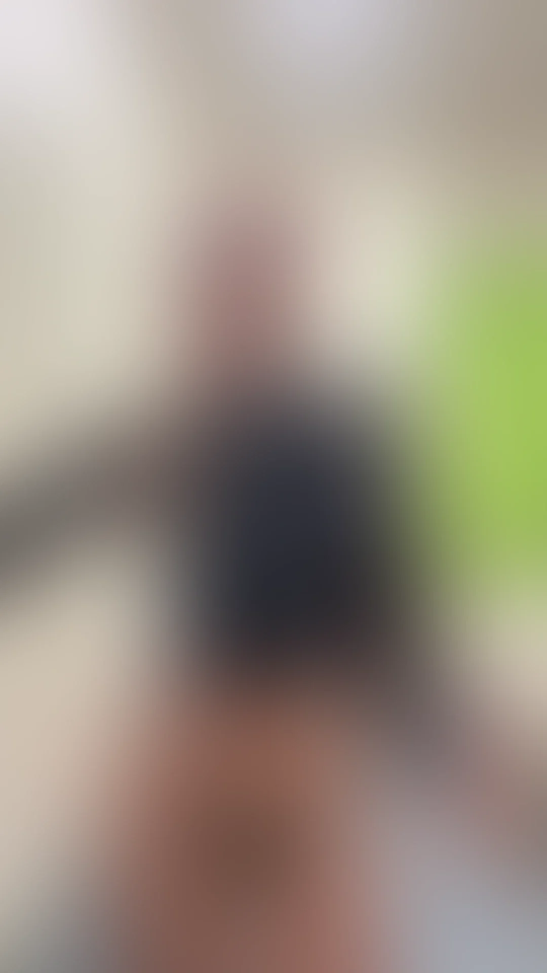 I tried my best to twerk 😭 is this enough? 🤭 message me for full video 💋