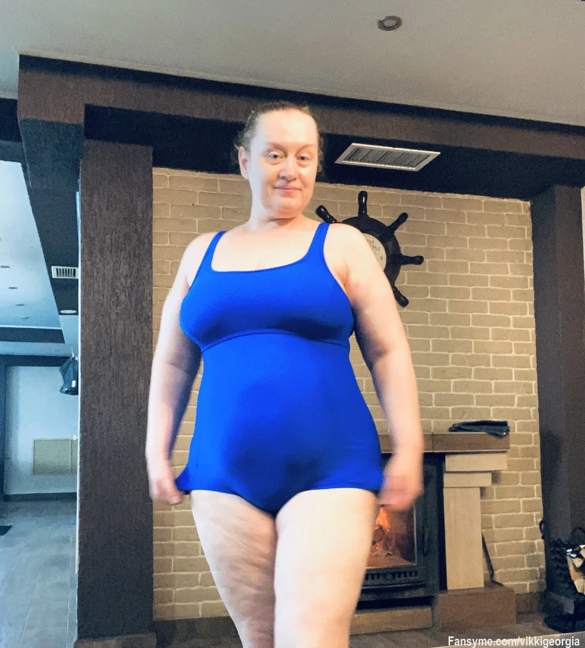 today we visited the sauna again, they have 3 different themed halls there: last time there was a tropical one with a hammam, today there is a marine one with a wood-fired steam room, and next time we will go to the bright one, it is also very atmospheric there (even a waterfall from the wall)
By the way I bought a new swimsuit 🩱