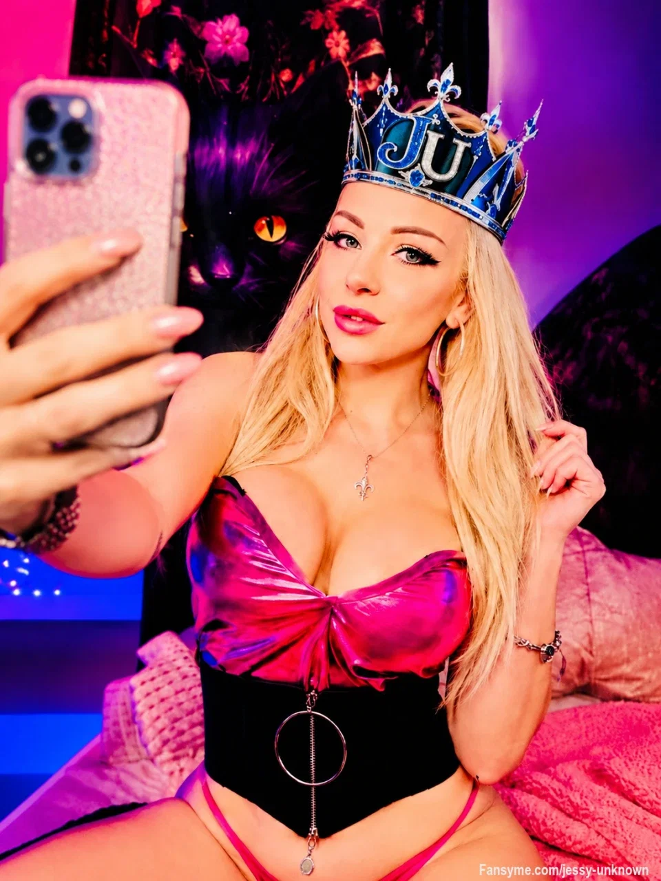 1:1 Anrufe sind jetzt im Preis runtergesetzt 💋 Der Livepreis bleibt gleich 😏
===========
Guys the 1:1 calls are from now lower in price but when I’m in free live chat it’s still the same …
.
.
.
.
#jessyunknown #fitnessmodel #blonde #chat #live #cute #german #videocall #fansyme