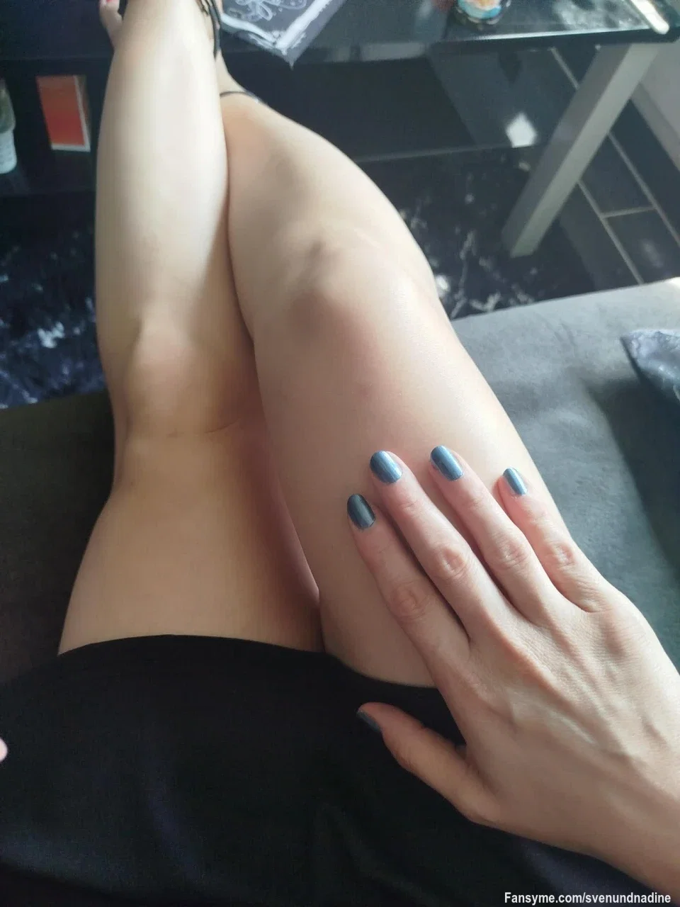 🔥🔥 Guten Morgen 🔥🔥

So ich bin wieder am Start 😁 total müde von der Nacht.  Aber so ist es halt , gibt nichts geileres als die ganze Nacht zu ficken und morgens notgeil aufzuwachen 😁😜