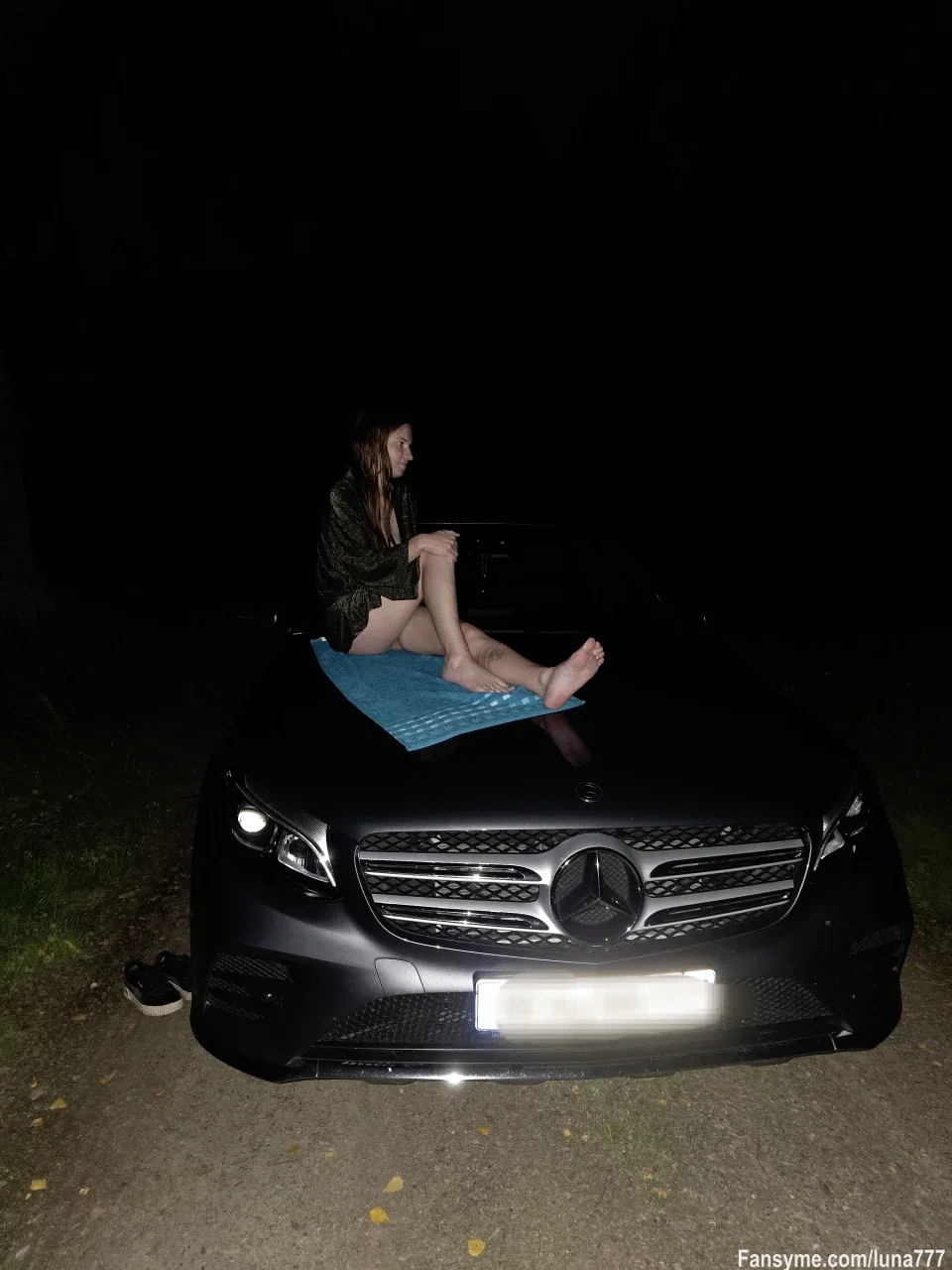 Nackt bilder auf dem auto