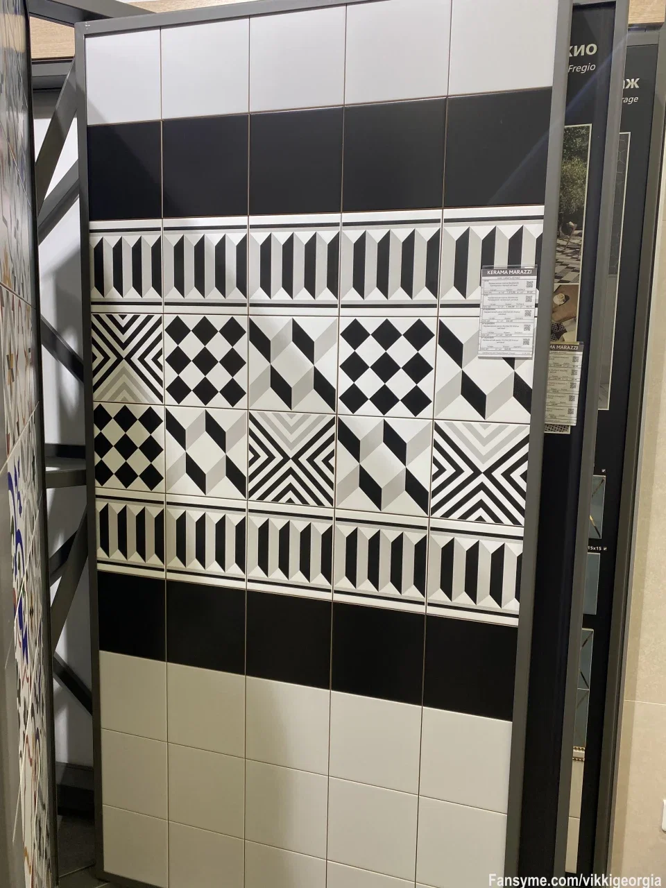 Yesterday I went to the shops with ceramic tiles, choosing options for how to decorate the wall. Which option is better?