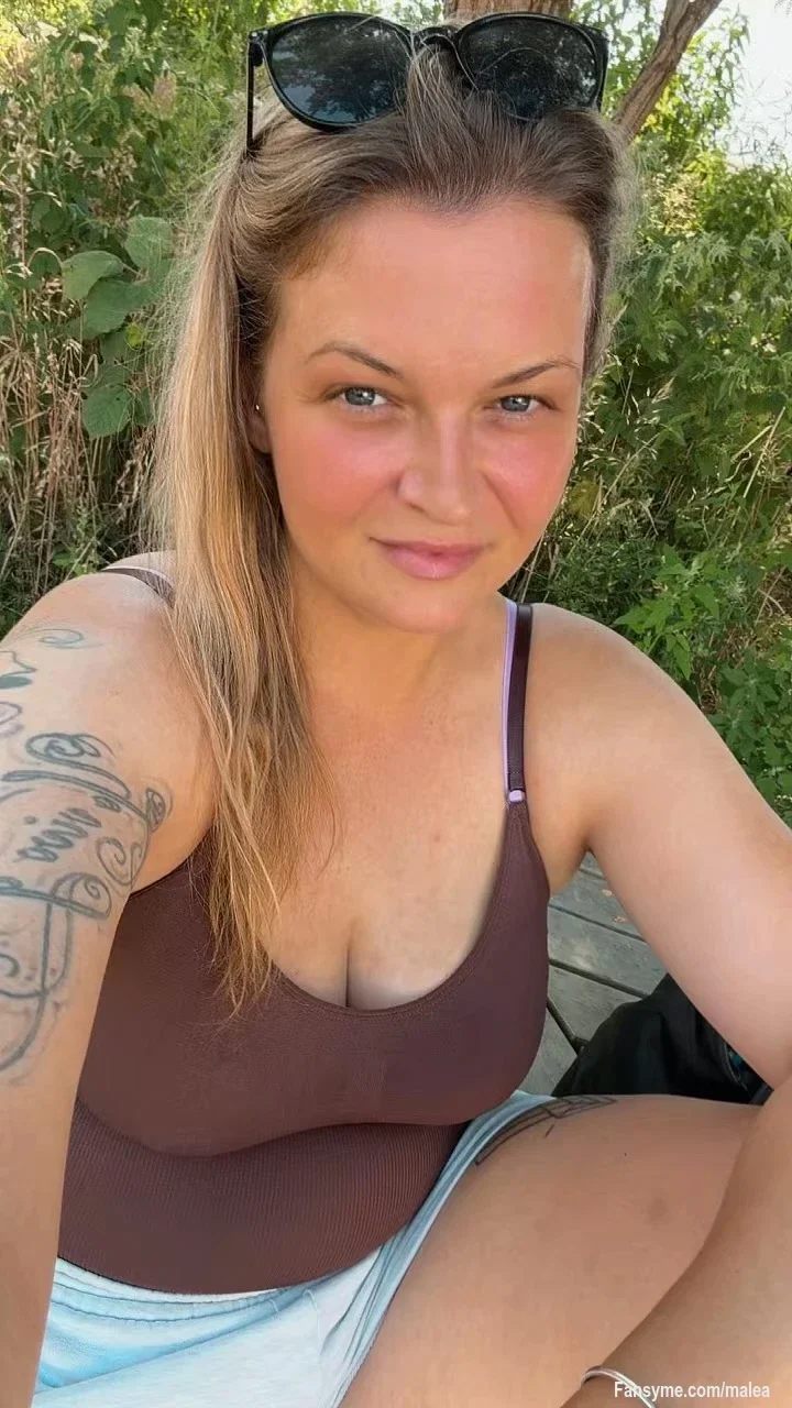 💖 Kennenlern-Special 💖

Du wolltest schon länger mal etwas bei mir kaufen? Dann ist jetzt der perfekte Zeitpunkt. ✨

💕 Basic – 14,99 €
📸 5 exklusive Bilder + 🎥 1 kurzes Video

🔥 Premium – 29,99 €
📸 15 exklusive Bilder + 🎥 3 Videos + 💌 persönliche Nachricht

👑 VIP – 49,99 €
📸 30 exklusive Bilder + 🎥 5 Videos + 💌 persönliche Nachricht + 🎁 exklusiver Bonus

⏳ Die Kennenlernangebote sind nur für kurze Zeit verfügbar und eignen sich perfekt für alle, die meinen Content zum ersten Mal entdecken.

📩 Schreib mir einfach eine DM mit Basic, Premium oder VIP und ich schicke dir alle Infos.