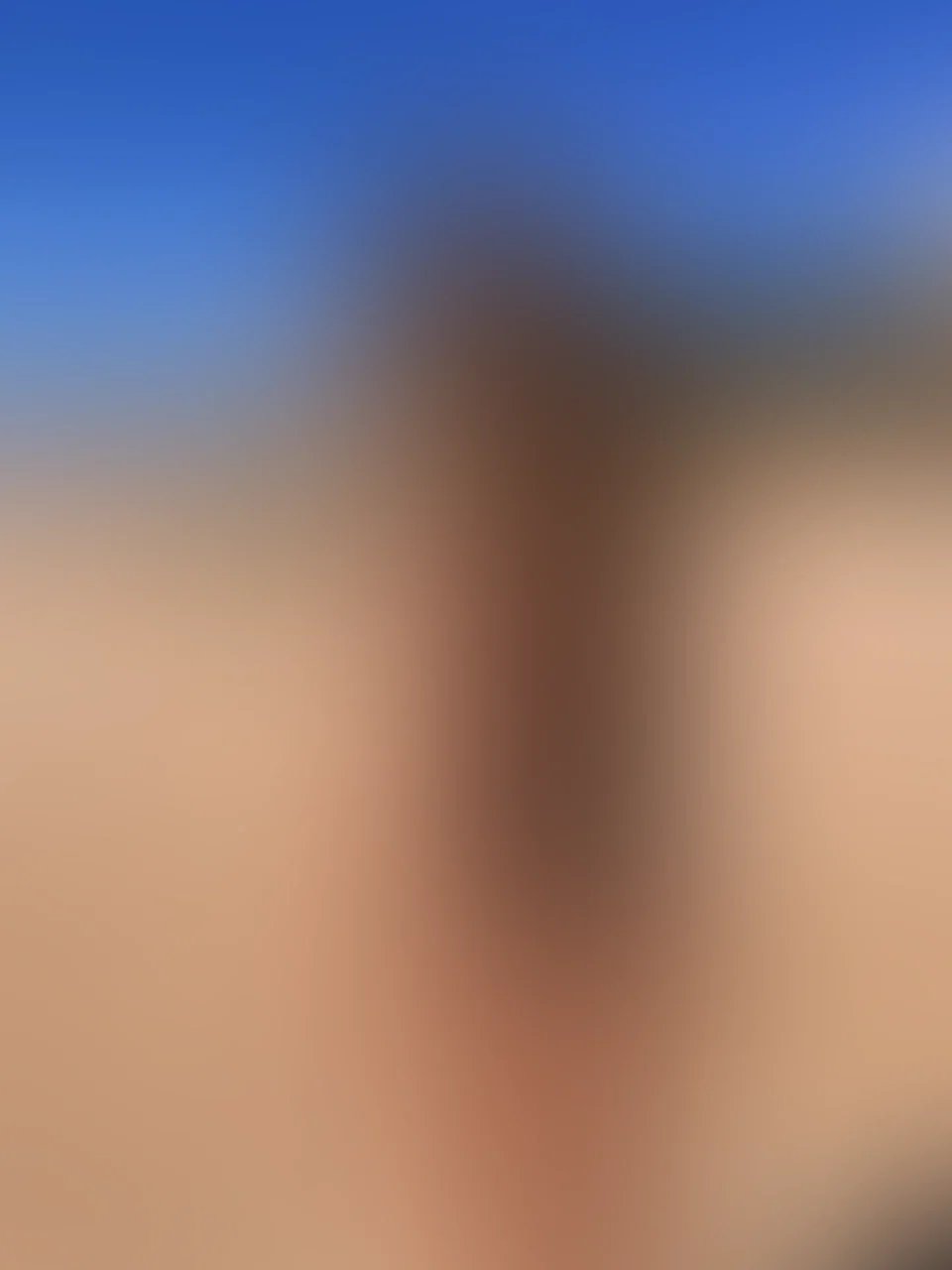 Ich bin eine alleinstehende Frau, die den Strand liebt 😻 Hast du Lust, mitzukommen? 🤗

#allnaturabody #amateur #anal #badteacher #bigtitsnatural #feets #geilarsch #geilerosamuschi #geilpussy #horny #hotwoman #kostlich #new #suntanned #wetpussy