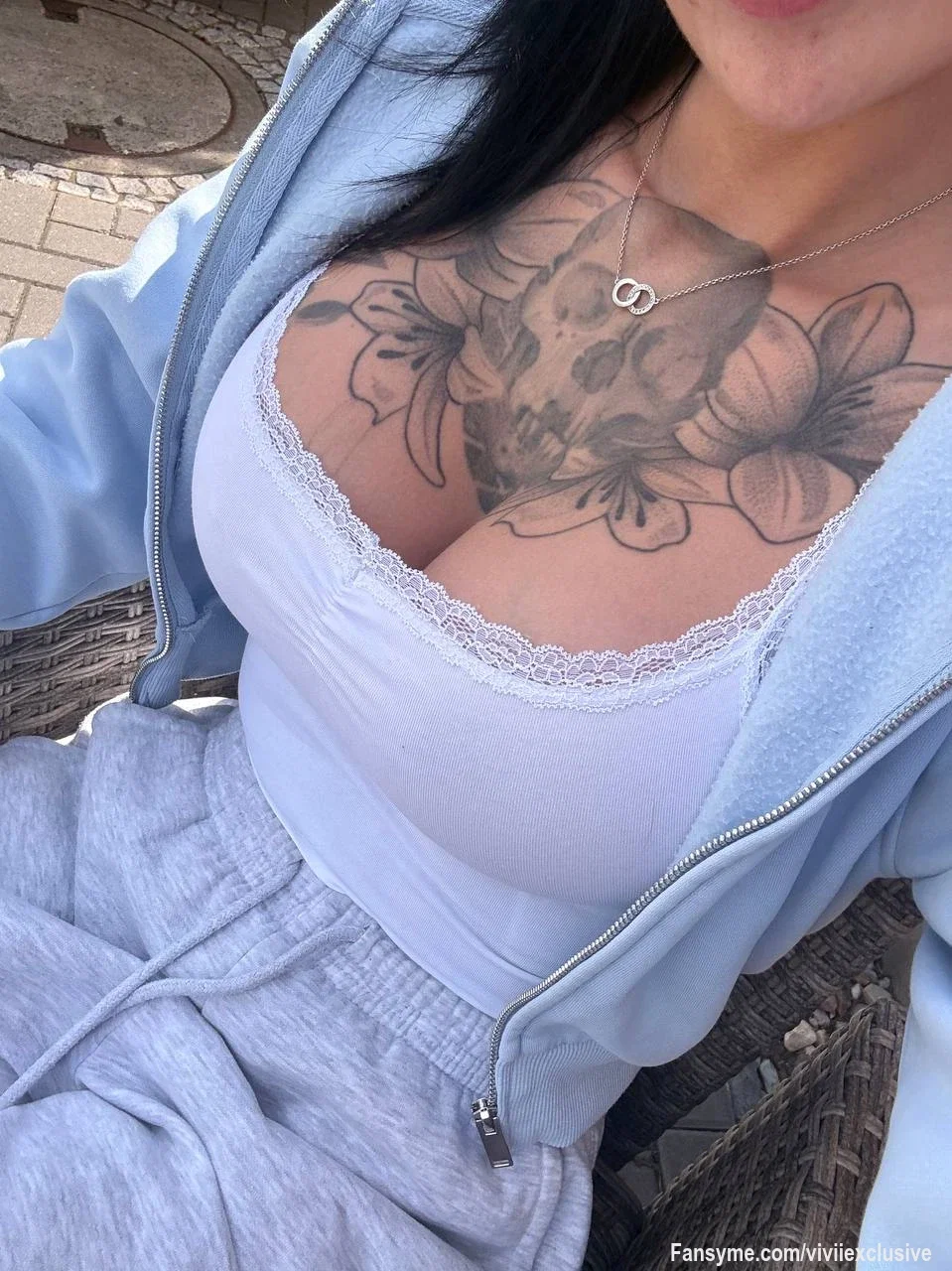 ACHTUNG !!!! 

Neuer Content ist Hochgeladen 😏 

Heiß , dreckig und genau das was DU wolltest 🥵🔥

Sicher dir schnell mein Limitiertes Bundel und genieß den Anblick 😈🥵🔥

Klick rein - du wirst es sonst bereuen 🤫😜